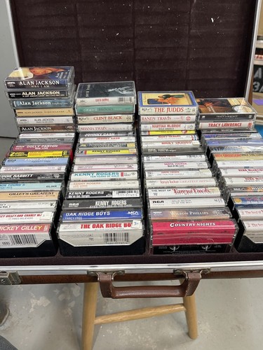 Country cassette tapes - cassette, tapes~pick