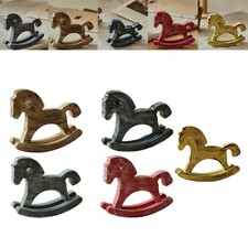 Cavallo a dondolo in legno