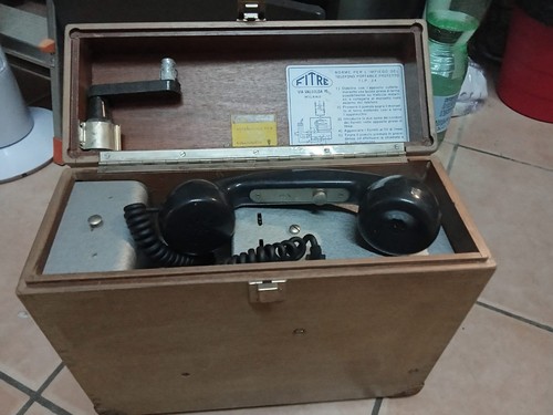 Telefono campale militare - telefono,