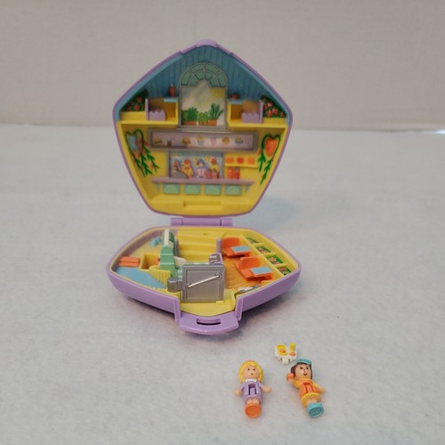 Polly burger bar 1992 fast - polly's,