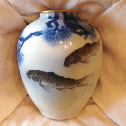 Vaso in porcellana - ~,