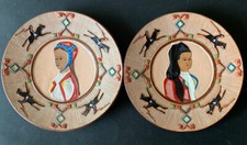 Piatto Artigianato Sardo Dorgali Ceramica Terracotta Costumi Folk Sardegna 900