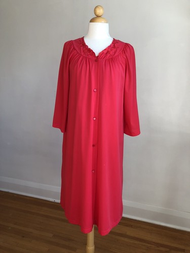 Stunning vintage shadowline - stunning,