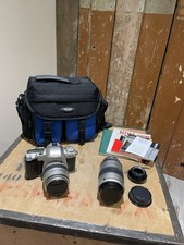 Fotocamera PENTAX MZ-50 con