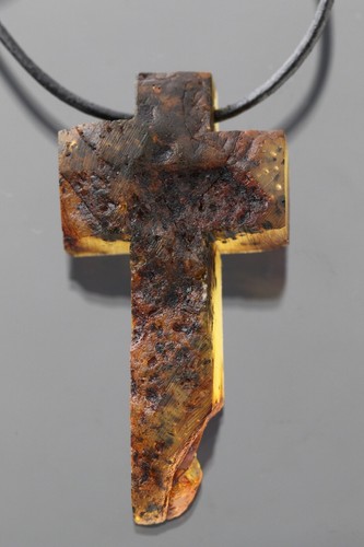 Amuleto ciondolo croce - , grezza
