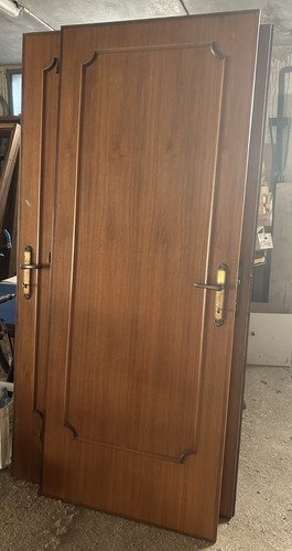 Vendo fino porte in legno - vendo, a