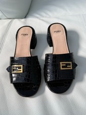 Sandali FENDI Croc in pelle
