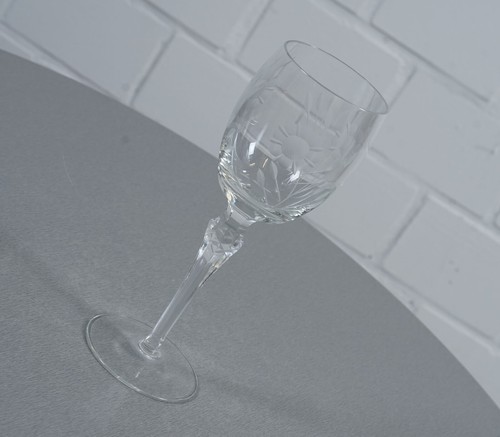 Elegante bicchiere vino in - bicchiere,