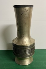 VASO METALLO ARGENTATO BATTUTO E INCISO FIRMATO ZANETTO ANNI 80