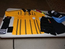 Nuovo con etichetta!! Set Completo Calcio Arbitro Divisa/Ingranaggio Decisione Finale Uomo Taglia S