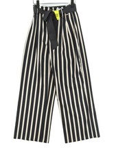 Rinascimento Pantalone Donna M