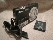 FOTOCAMERA DIGITALE NIKON COOLPIX S230 OTTIME CONDIZIONI GUASTA PER RICAMBI
