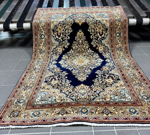 Tappeto orientale annodato - , a
