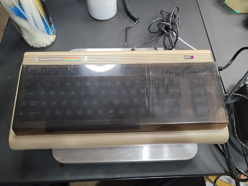 Vintage commodore model - vintage, no