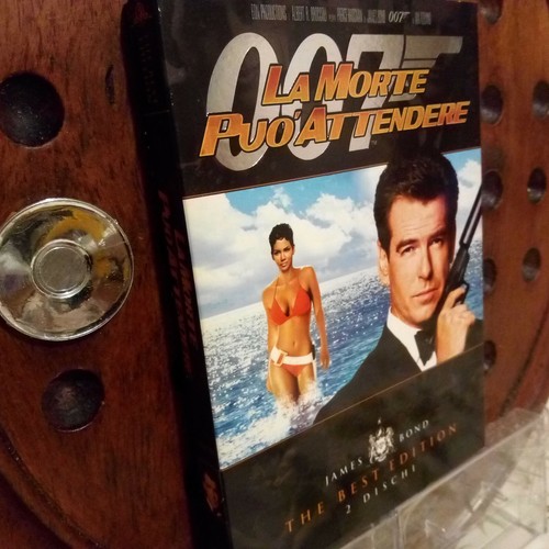 007 morte puo attendere - la,