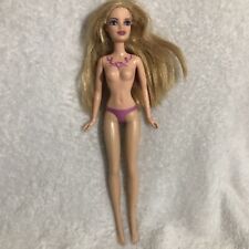 Barbie bambola 2007 ali