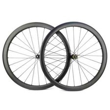 Set ruote carbonio bici ghiaia