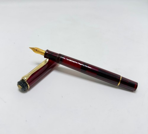 Vecchia penna stilografica