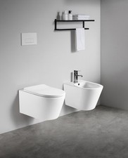 Sanitari sospesi WC e Bidet in