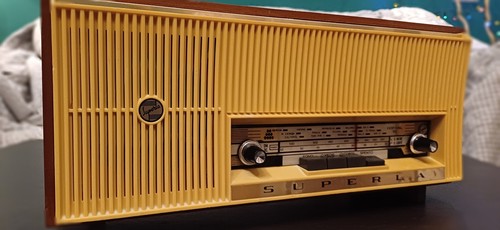 Radio valvole cresa - a,