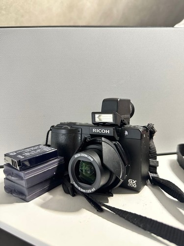 Fotocamera digitale compatta