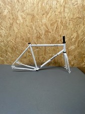 Cornice preambolo Surly