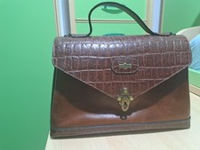 Borsa in pelle rigida El