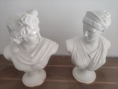 Capodimonte due mezzi busti - , in
