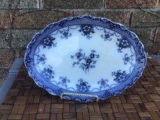 Antico piatto da portata Flow