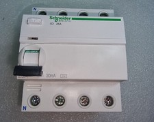 SCHNEIDER A9R4125 Interruttore