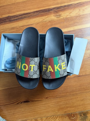 Gucci supreme slides non - gucci,