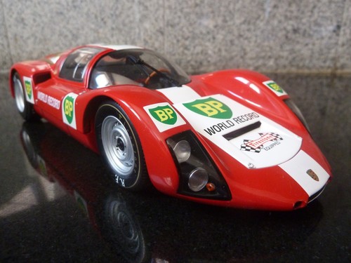 Edizione concessionaria - 1:18,