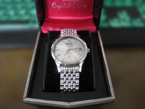 Citizen crystal seven - citizen,