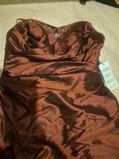 Abito e fascia damigella