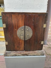 Armadietto miniatura antico