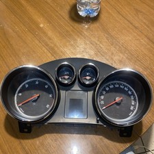 Vendo quadro strumenti di