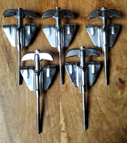 Ganci tiranti per grosse - ganci,