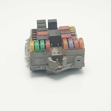 SCATOLA PORTA FUSIBILI PER