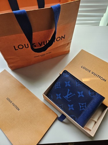 2021 blue louis - louis, vuitton