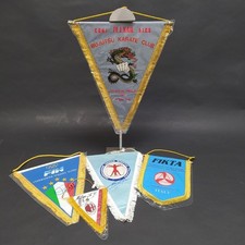 Lotto di 5 gagliardetti