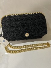 Borsa nera uncinetto, Dettagli