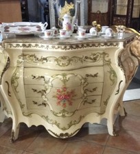 CREDENZONE/COMO' BOMBATO CON 4