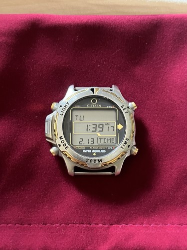 Orologio subacqueo digitale