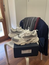 Dior B22