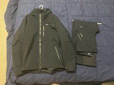 Oakley Unbound Gore-Tex Shell