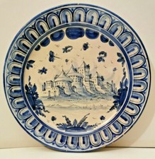 PIATTO DA PARATA " PAESAGGIO CON CASTELLI "MANIFATTURA ALBISOLA - DIPINTO A MANO