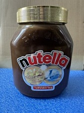 Nutella con bicchiere DM sopra