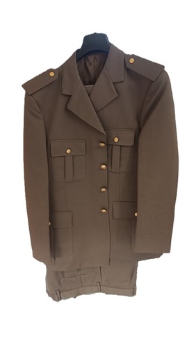Completo uniforme ordinaria