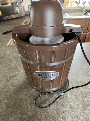 Gelatiera elettrica - , a