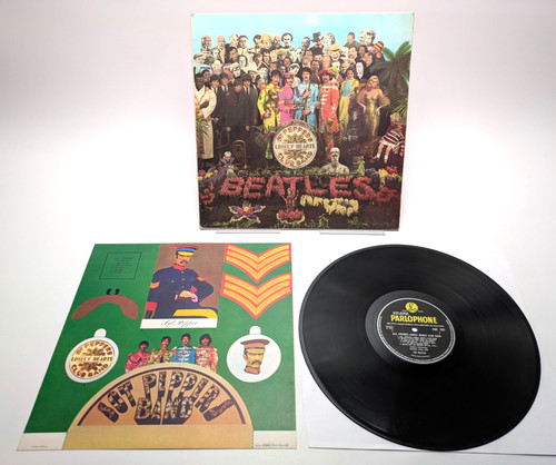 Sgt peppers lonely hearts club - sgt,